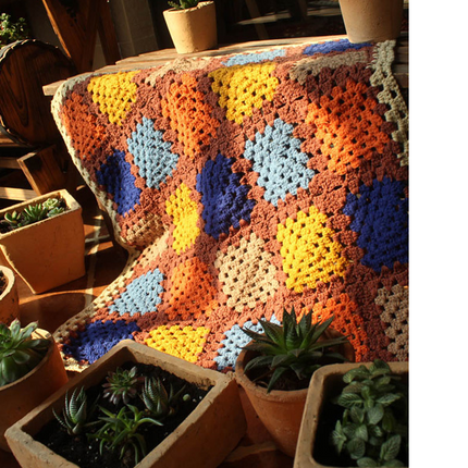 Pure hand crochet tapestry woolen blanket - Wnkrs