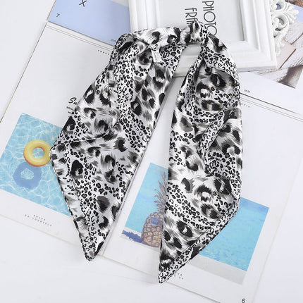 Square Shaped Women's Scarves - Wnkrs