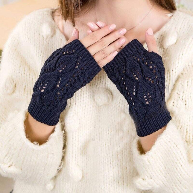 Women's Knitted Fingerless Gloves - Wnkrs