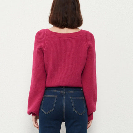 Square Collar Cotton Knit Sweater - Wnkrs