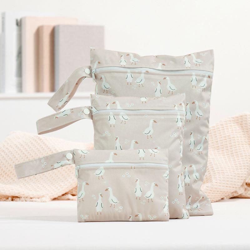 Elinfant Three-Piece Goose-Print Wet/Dry Bag Set