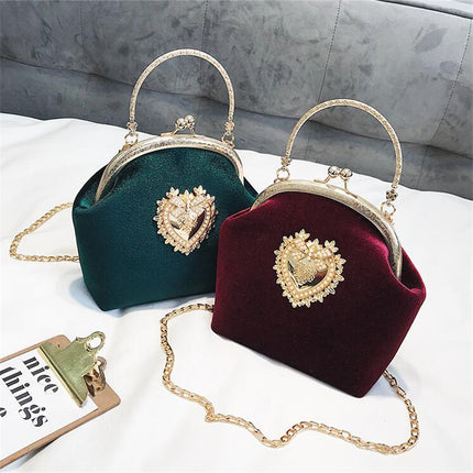 Women's Elegant Vintage Velvet Handbag - Wnkrs