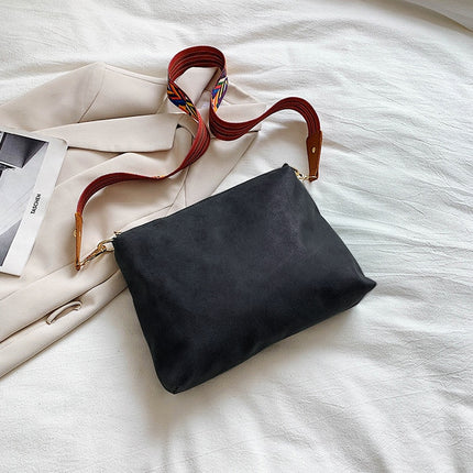 Women's Ethnic Patterned Shoulder Bag - Wnkrs