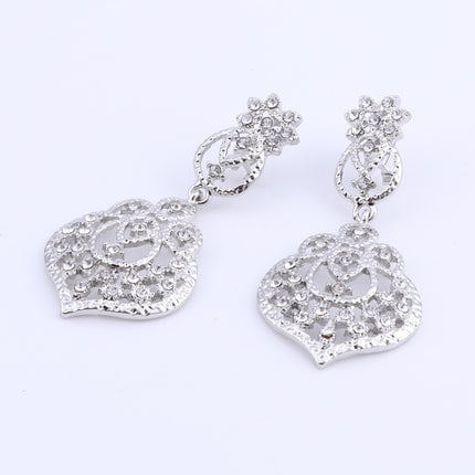 Women's Silver Plated Crystal Ornamented Jewelry Set - wnkrs