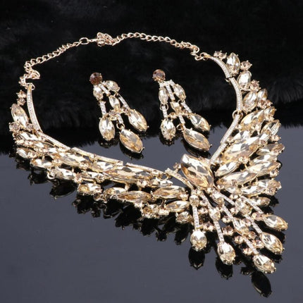 Luxurious Bridal Necklace and Earrings Set - Wnkrs