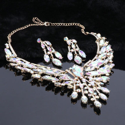 Luxurious Bridal Necklace and Earrings Set - Wnkrs