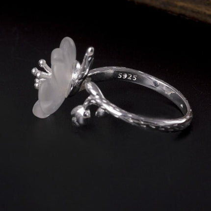 Elegant Romantic Flower Shaped Crystal Silver Women's Ring - Wnkrs