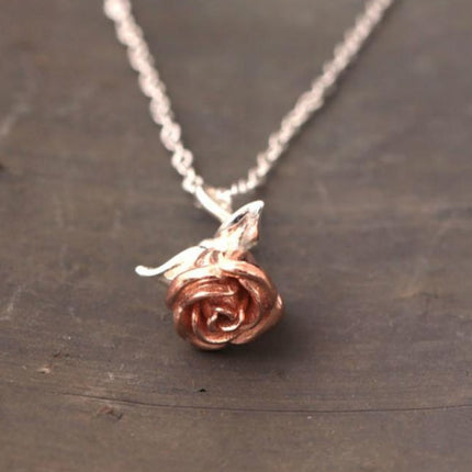 Elegant Romantic Rose Shaped Silver Pendant Necklace - Wnkrs
