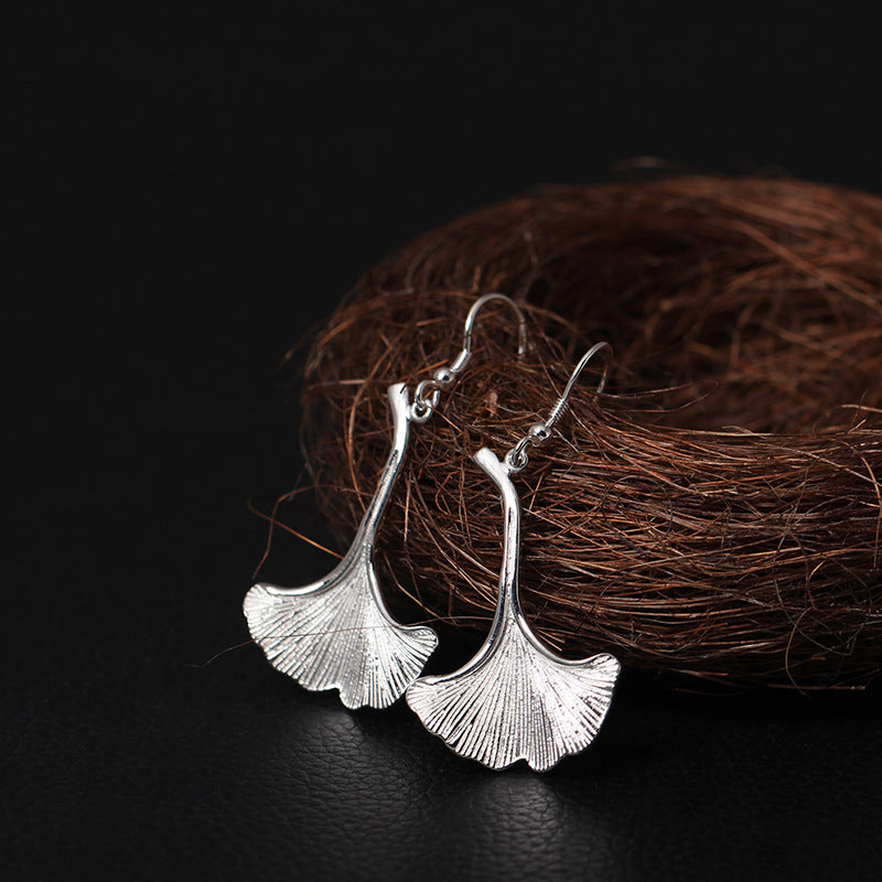 Elegant Vintage Ginkgo Leaf Shaped Silver Drop Earrings