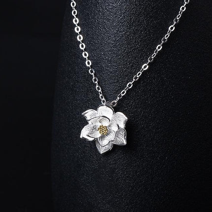 Fashion Vintage Lotus Shaped Silver Pendant Necklace - Wnkrs