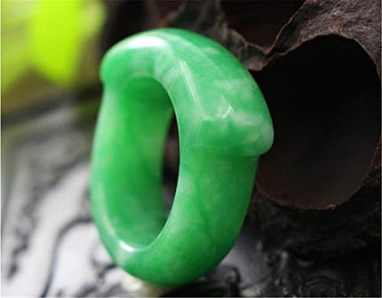 Natural Green Jade Ring - Wnkrs