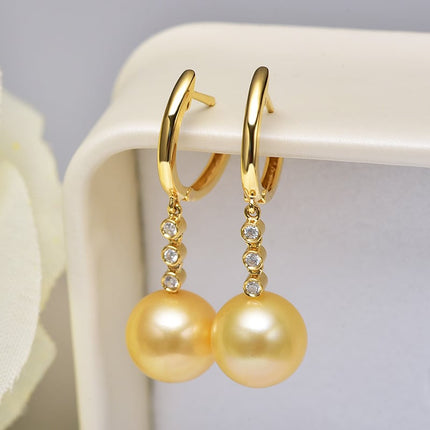 Women's Classic Gold Pearl Earrings - wnkrs
