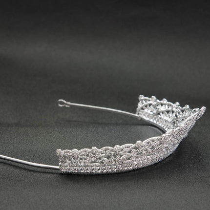Classic Cubic Zirconia Bridal Silver Tiara - wnkrs