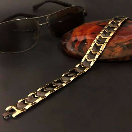 Men's Golden Arrow Magnetic Bracelet - Wnkrs