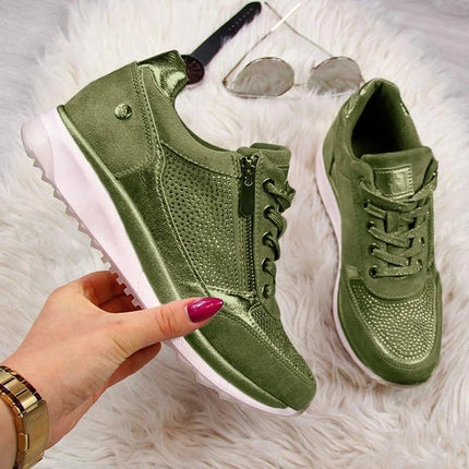 Women's Sports Decorated Sneakers - Wnkrs