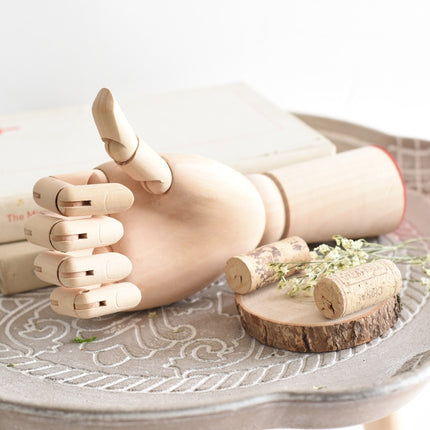 Wooden Hand Figurines - Wnkrs