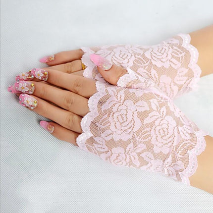 Women's Fingerless Lace Gloves - Wnkrs