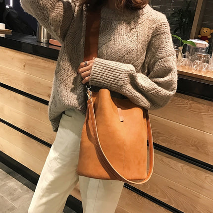 Women's Bucket Shoulder Bag - Wnkrs