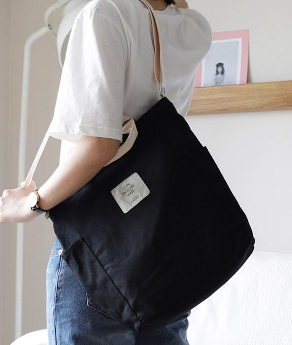 Canvas Women's Shoulder Bag with Zipper - Wnkrs