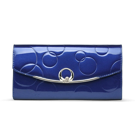 Women's Circle Embossed Leather Wallet - Wnkrs