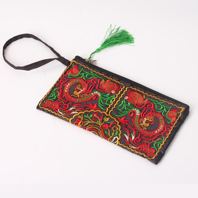 Women's Retro Ethnic Embroidery Clutch - Wnkrs