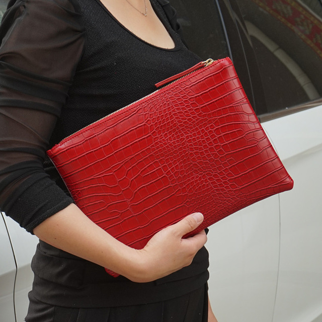 Crocodile Patterned Women's Clutch