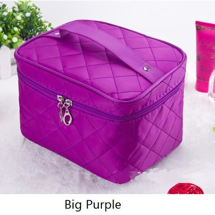 Quilted Design Large Capacity Cosmetic Bag - Wnkrs