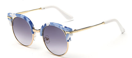 Retro Kid's Cat Eye Sunglasses - Wnkrs