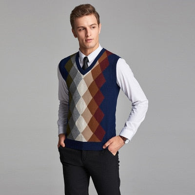 Men's Diamond Patterned Sweater Vest - Wnkrs