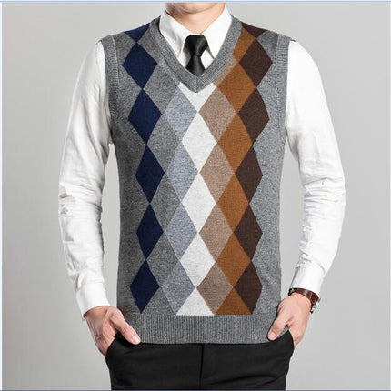 Men's Diamond Patterned Sweater Vest - Wnkrs