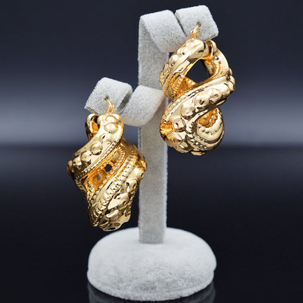 Women's Whirl Earrings and Necklace Set - Wnkrs