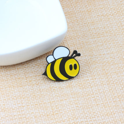 Cartoon Bee Enamel Brooch - Wnkrs