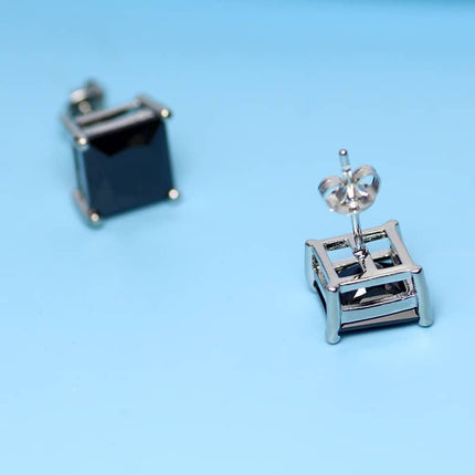 Men's Fashion Crystal Stud Earrings - Wnkrs