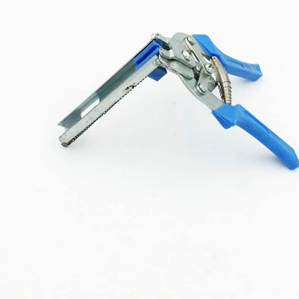 Cage Pliers - wnkrs