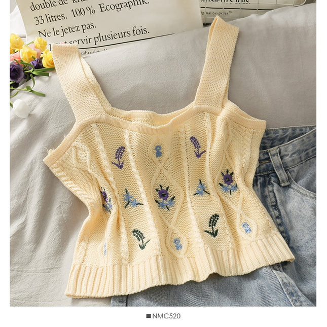 Women's Floral Embroidery Top - Wnkrs