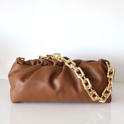 Women's Oversized Chain Shoulder Bag - Wnkrs