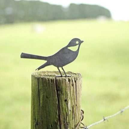 Metal Bird Statue - Mockingbird / Robin - wnkrs