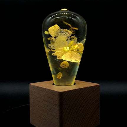 White Hydrangea LED Bulb - wnkrs