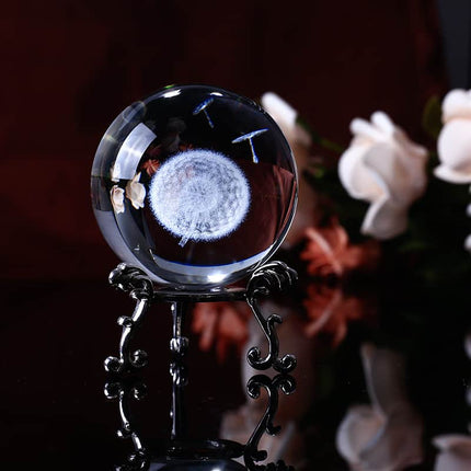 6 cm Crystal Ball with Engraved Dandelion - wnkrs