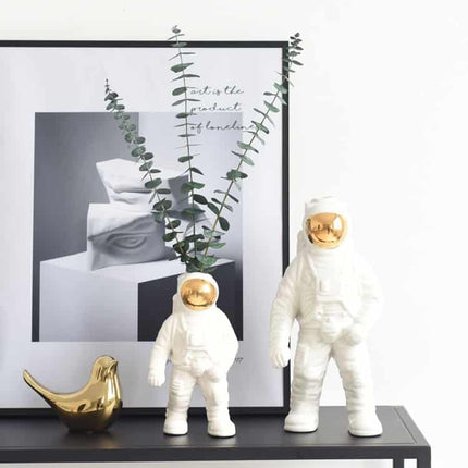 Astronaut Ceramic Vase - Wnkrs