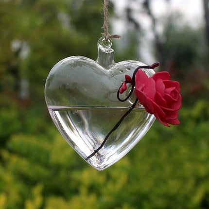 Clear Glass Hanging Vase in Heart Shape - wnkrs