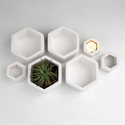 White Hexagon Ceramic Planter - wnkrs