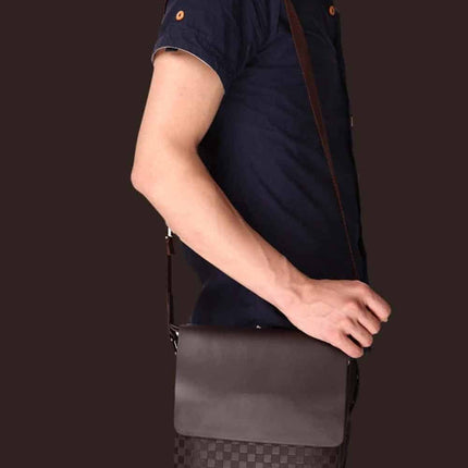 Men's Checked Shoulder Bag - Wnkrs