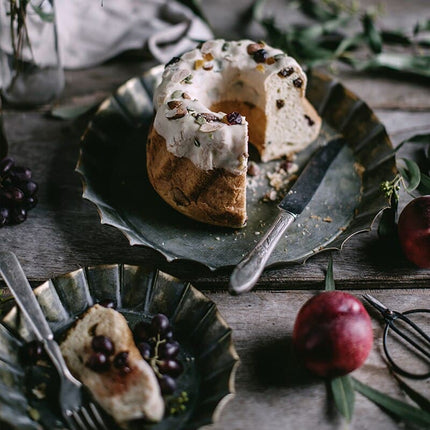 Retro Style Metal Plate with Handles - Wnkrs