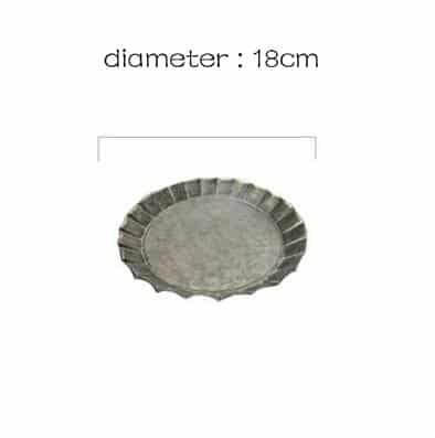 Retro Style Metal Plate with Handles - Wnkrs