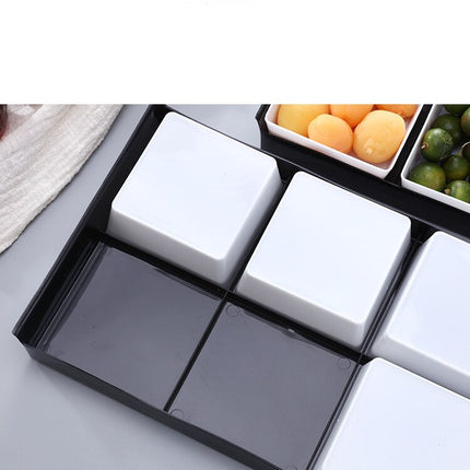 Plastic Snack Plates - wnkrs
