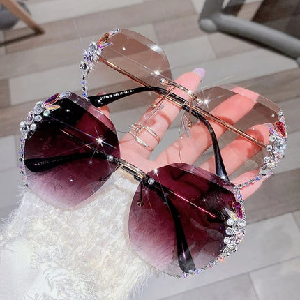 Women's Rimless Crystal Patterned Sunglasses - wnkrs