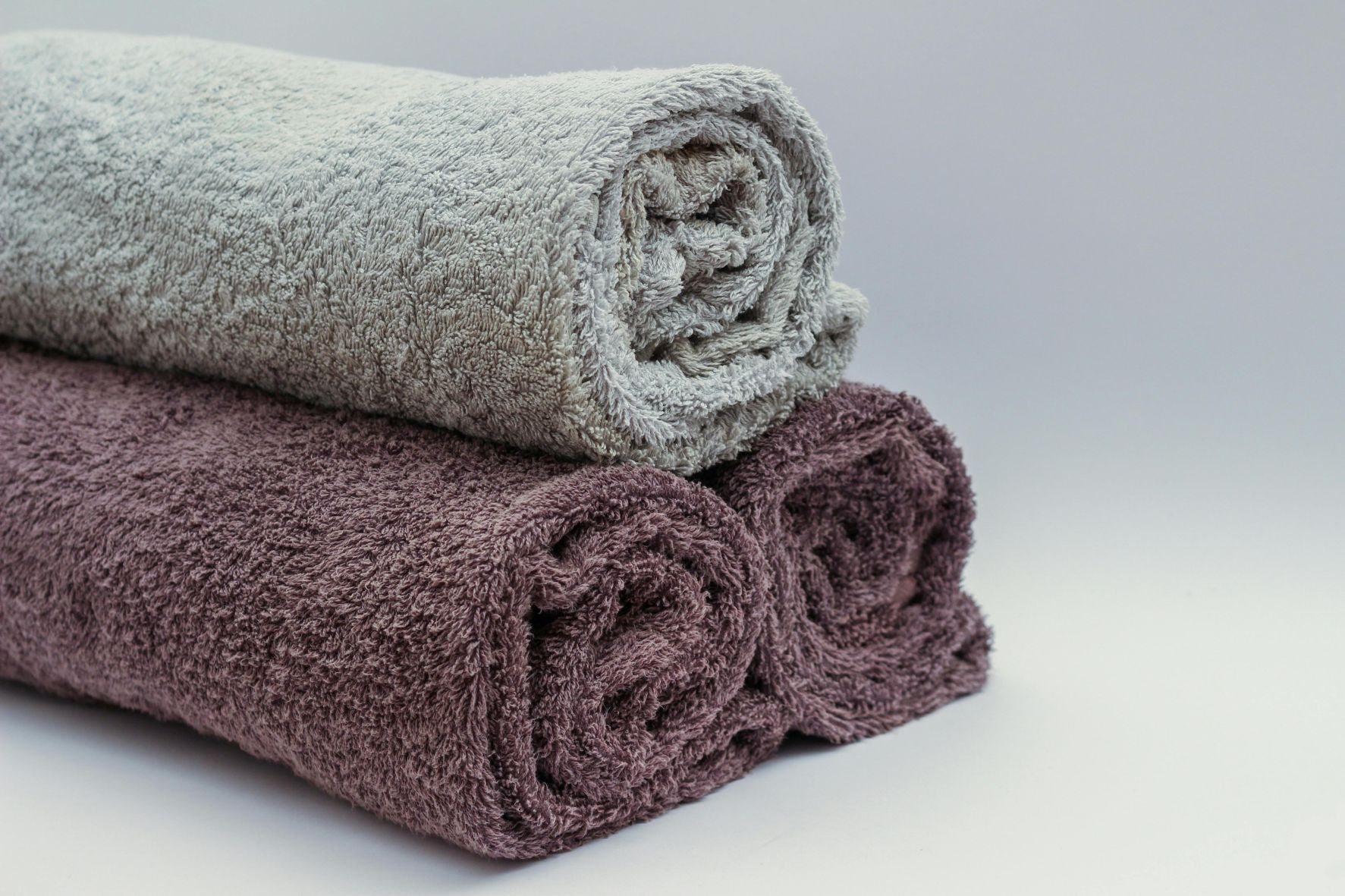 "Best Towels for Quick-Drying Hair: What to Choose and Why"