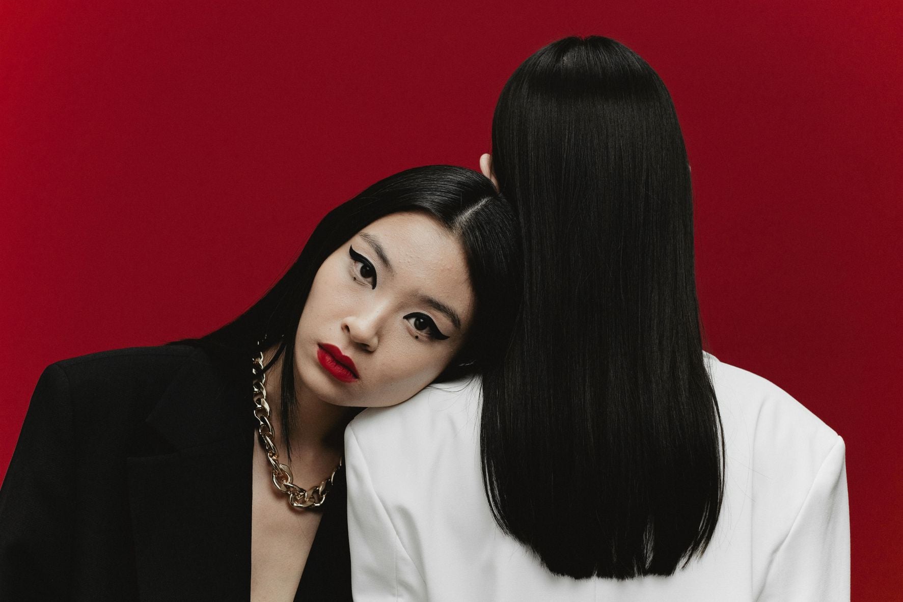 Asian Hair: The Secret Behind Silky Straight Hair and How to Achieve It