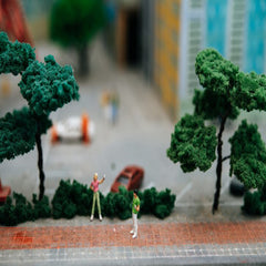 Figurines & Miniatures